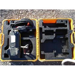 SPECTRA-PHYSICS 1160 SELF-LEVELING  PIPE LASER W/ ACCESSORIES