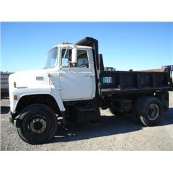 FORD L8000 S/A DUMP TRUCK, s/n R80QVCG6782: