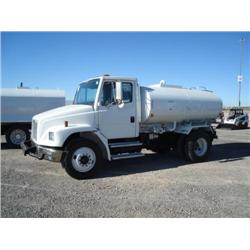 FREIGHTLINER 2,000 GALLON S/A WATER TRUCK, s/n 1FUWHJAA0WH970918: