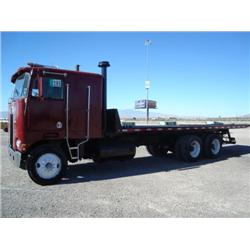 KENWORTH COE T/A ROLL OFF TRUCK, s/n 273338K: