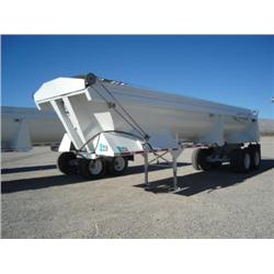 BEALL 33ft T/A ROUND BOTTOM END DUMP TRAILER, s/n 1BN2P3221RK987500: