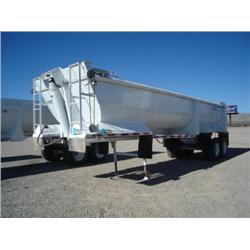 WESTERN 33ft T/A ROUND BOTTOM END DUMP TRAILER, s/n 1W9103221PW172195: