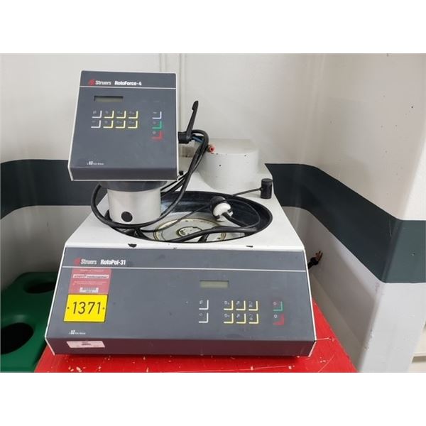 RotoPol-31 grinding/polishing machine with RotoForce-4