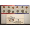 Image 1 : 1988 US MINT SET (UNC) P/D (WITH ENVELOPE)