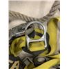 Image 2 : TOTE OF SAFETY HARNESSES