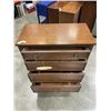 Image 2 : HADDEN HALL 4 DRAWER CHEST
