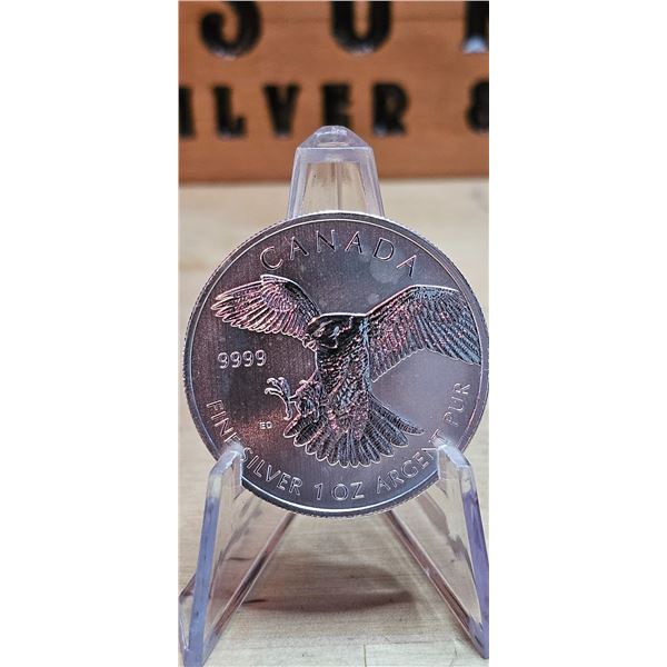 Lot 20-1) 1 oz Canadian Silver Peregrine Falcon 2014  Coin