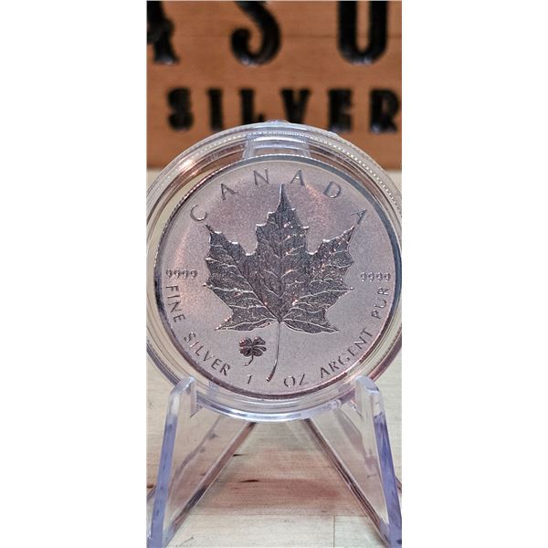 Lot 41-1) 1 oz Canadian Maple 2016 Silver