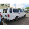 Image 2 : 2013 Ford E-350 XL Super Duty Passenger Van 305323 Miles (Does Not Run - Needs Repair)