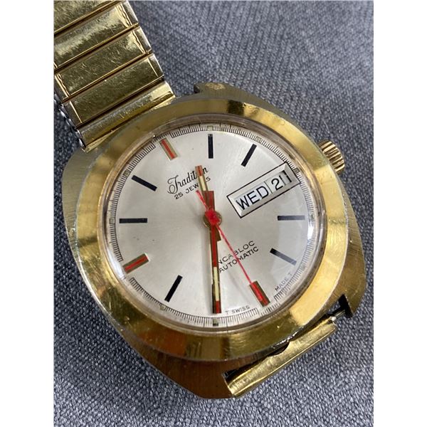 1970's Tradition 25 Jewels Automatic incabloc Swiss Made Daydate Working Great condition