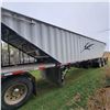 Image 1 : 2013 Lode King tridem grain trailer, 45 ft, 2- compartment, air ride, c/w Michels elec. roll tarp, v