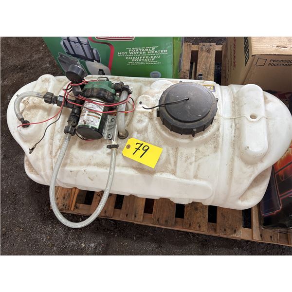 12-Volt sprayer tank, 25-gal c/w booms