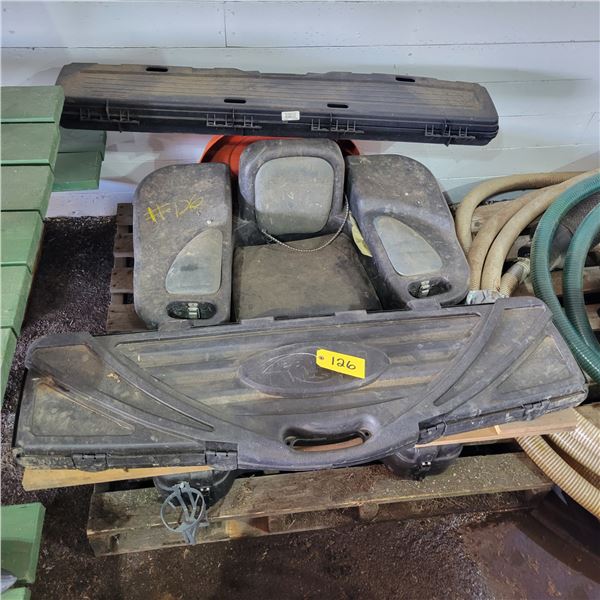 Rear quad seat & 2- plastic cases