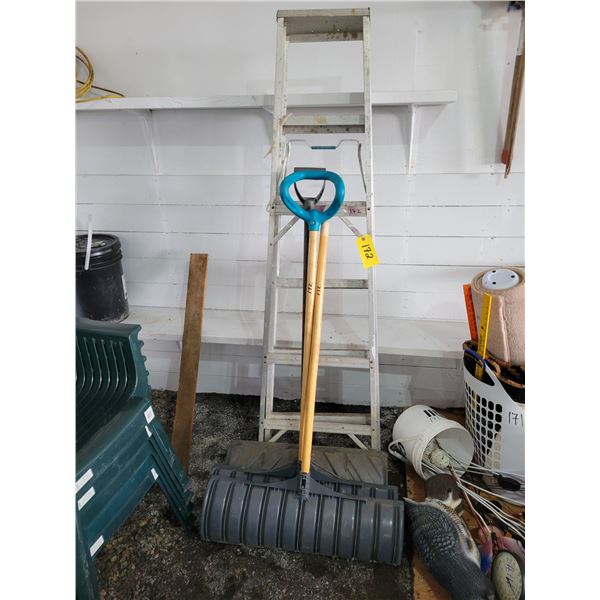 Alum. Step ladder & 3- snow shovels