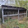 Image 1 : Wood calf shelter (M), Buyer responsible to Load