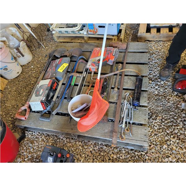 Crowbars, prybars, spades, turn buckles, hammers, B&D Handi Saw
