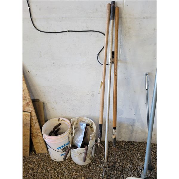 2- 3-prong pitch forks, gate hinges, snaring tool