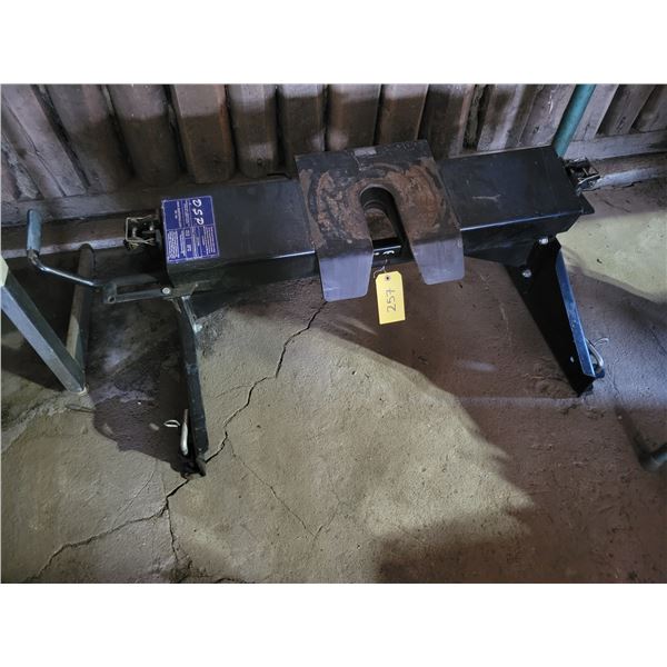 DSP 5th wheel hitch, no rails