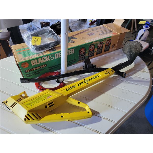 B&D 18 inch hedge trimmer, Paramount 1000