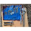 Image 1 : 2- Crescents, 2- hammers, mm comb. wrench's