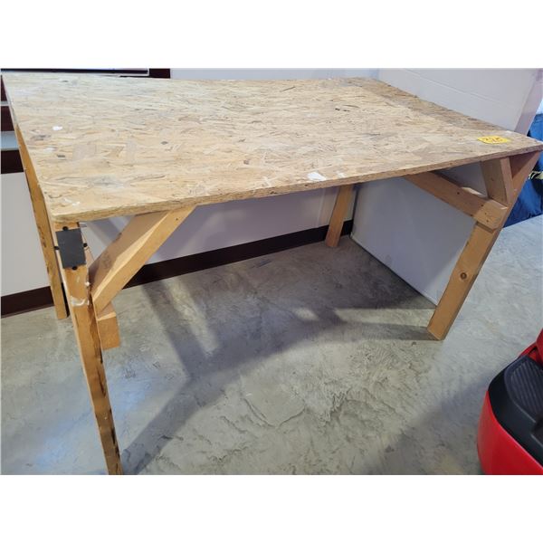 Wooden work bench