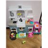 Image 1 : Children's kitchen c/w phone, cash machine, rolling cart & accessories