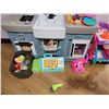Image 2 : Children's kitchen c/w phone, cash machine, rolling cart & accessories