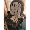 Image 7 : Qty of Baby furniture, booster seat, high chair, play pen, umbrella stroller, swinging seat, daybed 