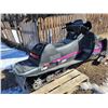 Image 6 : 1992 Yamaha Exciter Skidoo c/w tarp, 784 km, SN. 4935842B, orig. owner
