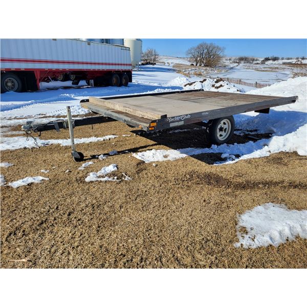 2006 Yacht Club tilt Skidoo trailer, single axle, SN. 4H101161460395533