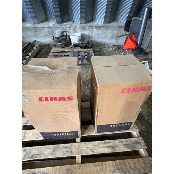 2- Claas air filters (for a 560 cat lexion combine), 2- Westank Willock metal signs