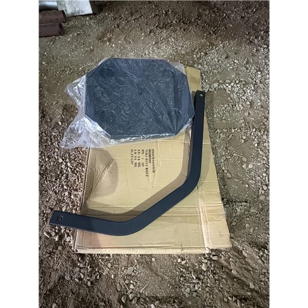 As New, Table to fit receiver hitch