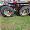 Image 12 : 1992 Kenworth 800, Detroit 60 series, 15 spd trans, showing 768,615 km, sleeper, 11R24.5 tires,  mtd