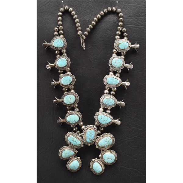 NAVAJO SQUASH NECKLACE