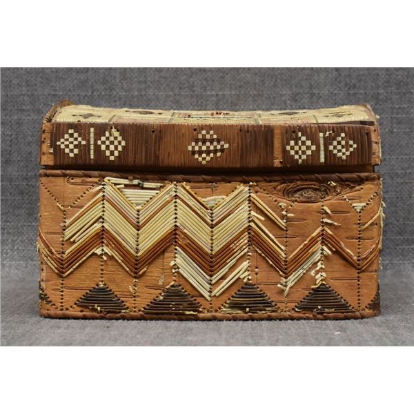 OJIBWA QUILLED BOX