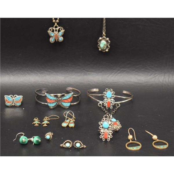 TEN PIECES OF NAVAJO JEWELRY