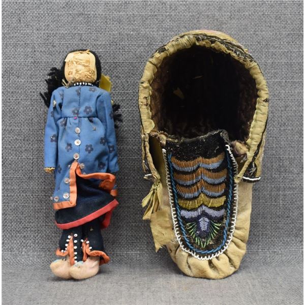 IROQUOIS MOCCASIN AND DOLL