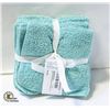 Image 1 : NEW ROOM ESSENTIALS WASHCLOTHS 6 PACK - AQUA COLOR