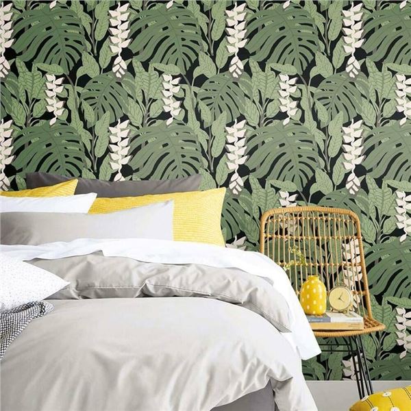 NEW ROLL OF ROOMMATES PEEL AND STICK WALLPAPER