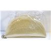 Image 1 : NEW PACK OF WOVEN PLACEMATS - GOLD YELLOW COLOR