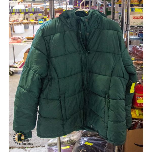 NEW AMAZON ESSENTIALS XXL GREEN JACKET