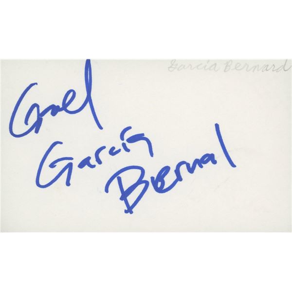 Gael García Bernal signature cut