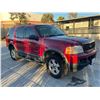 Image 2 : FORD EXPLORER 2004 SALV T/DONATION