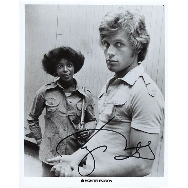 Leigh McCloskey signed photo