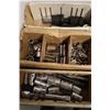 Image 2 : LOT DE 6 BTES DE DOUILLES ET ACCESSOIRES ASST