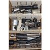 Image 2 : LOT DE 6 BTES DE DOUILLES ET ACCESSOIRES ASST