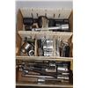 Image 2 : LOT DE 6 BTES DE DOUILLES ET ACCESSOIRES ASST