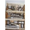 Image 2 : LOT DE 6 BTES DE DOUILLES ET ACCESSOIRES ASST