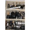Image 2 : LOT DE 6 BTES DE DOUILLES ET ACCESSOIRES ASST