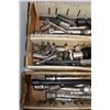 Image 2 : LOT DE 6 BTES DE DOUILLES ET ACCESSOIRES ASST
